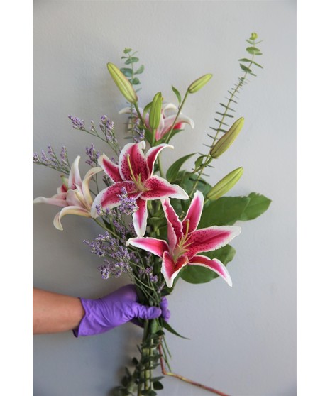 Oriental Lily Bunch